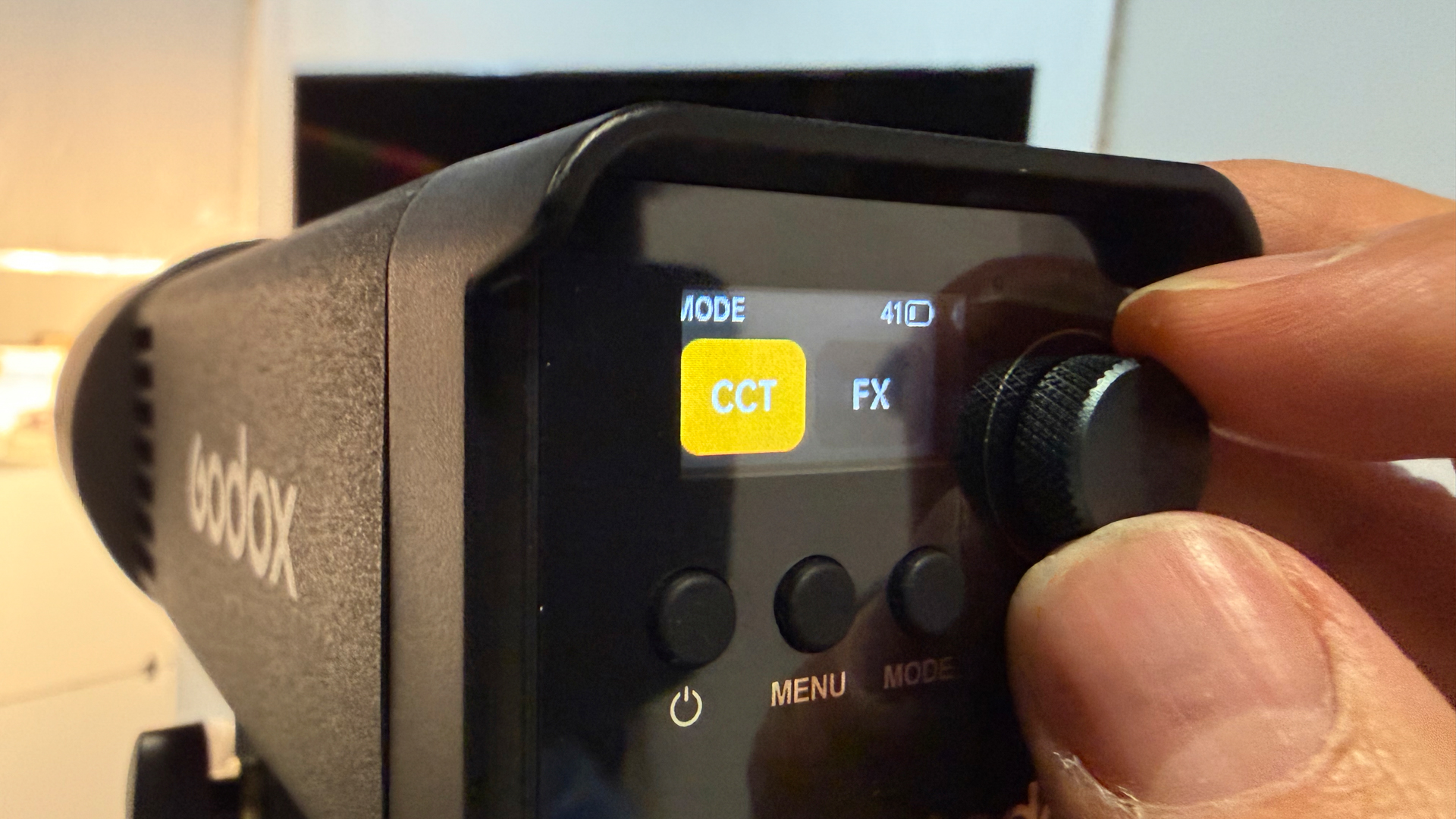 Shot of the display on the rear of the RS100Bi, showing the CCT and FX menu options.