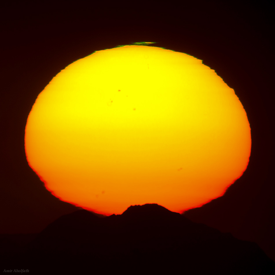 Green Flash Over Setting Sun