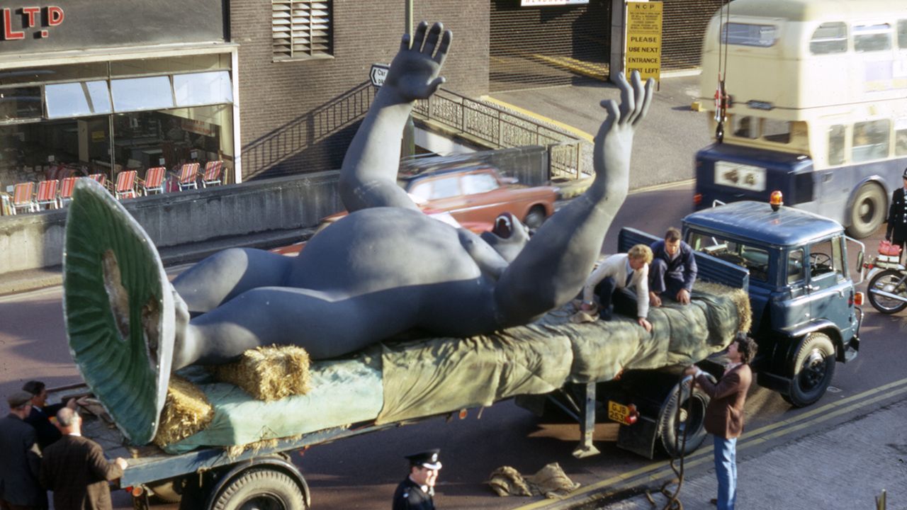hightail_2.king_kong.jpg