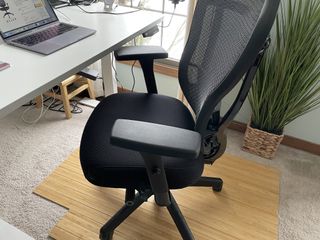 Oak Hollow Office Chair Hero