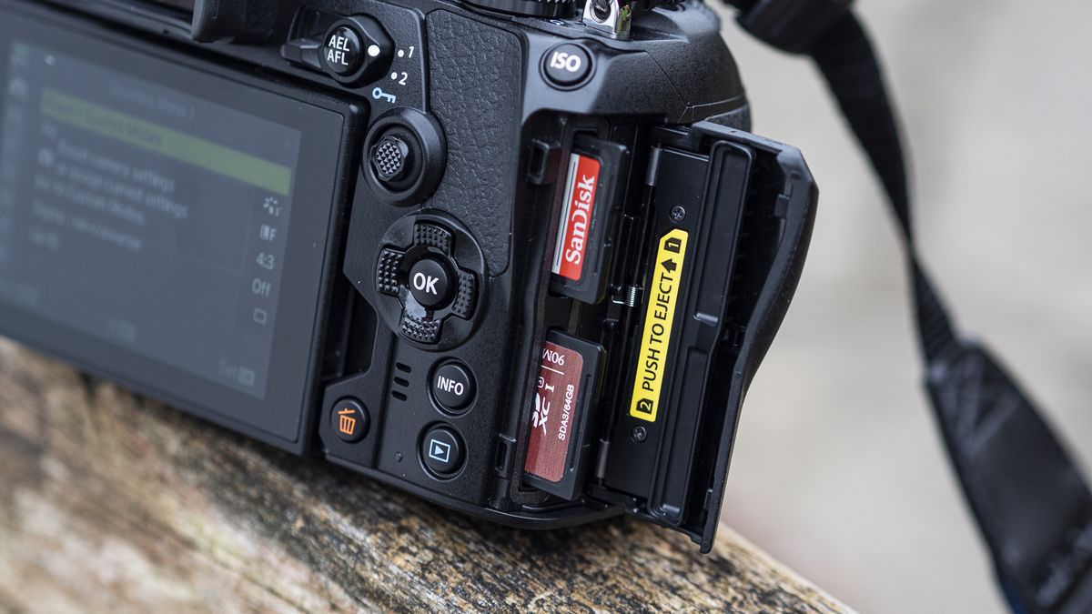 Olympus OM-D E-M1 Mark III