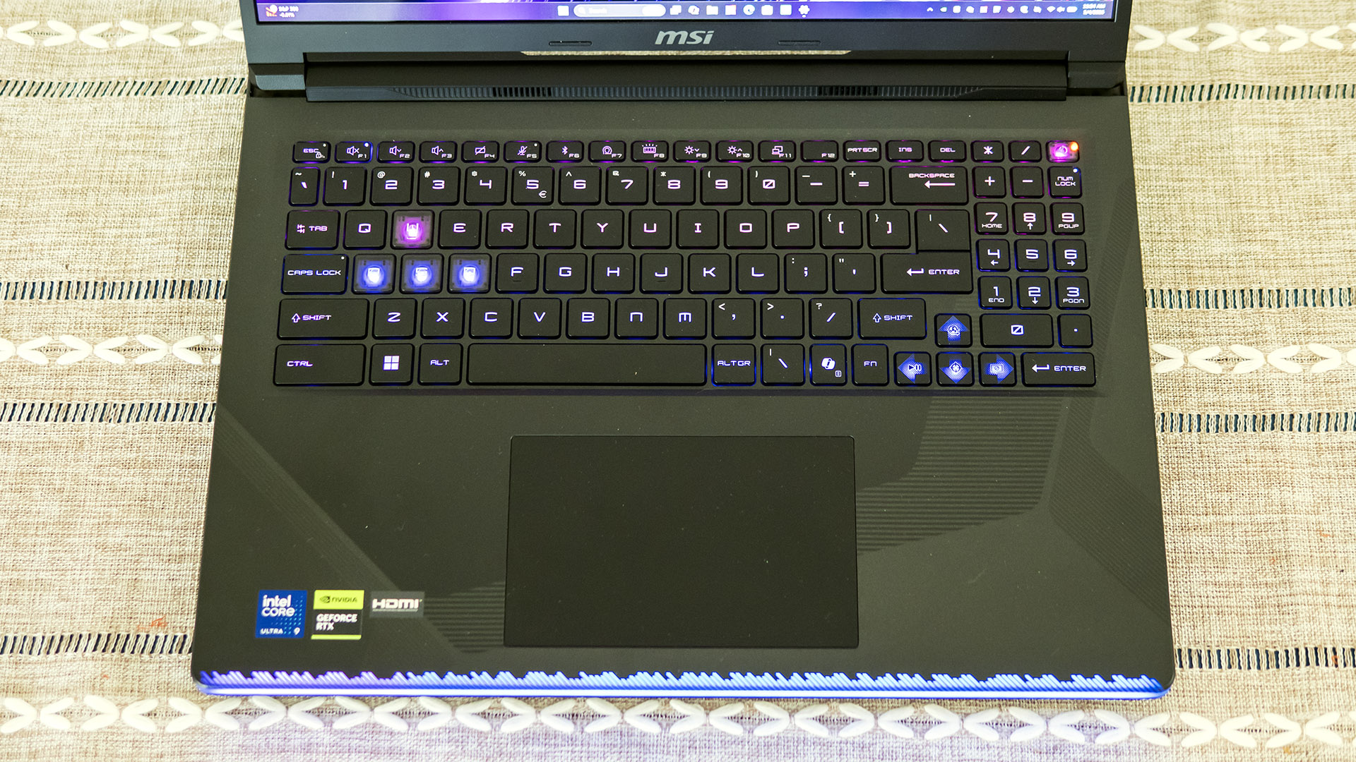 MSI Raider 16 Max HX