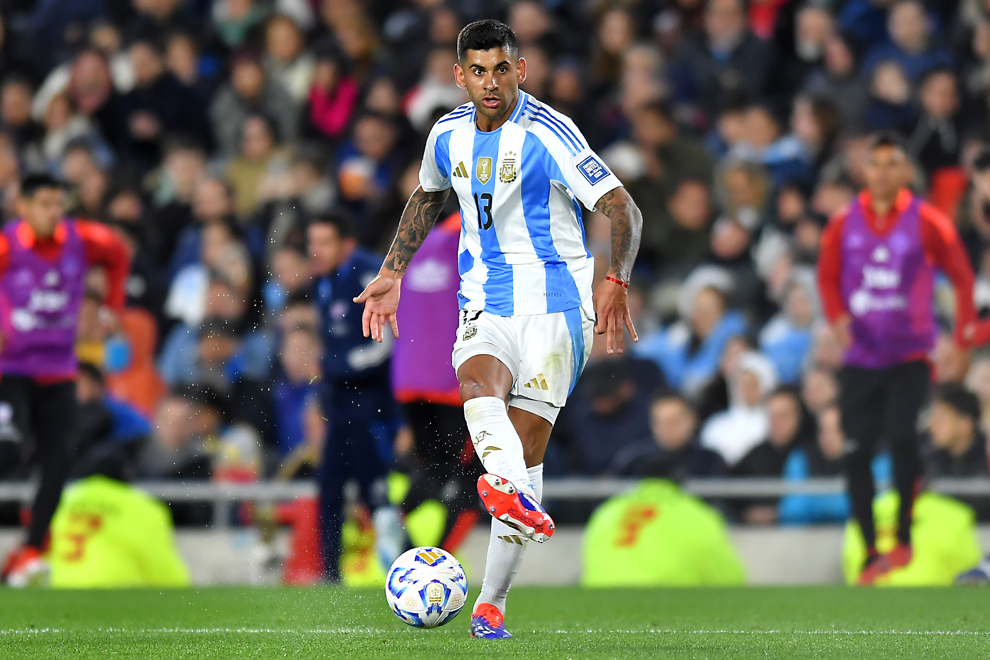 Cristian Romero in action for Argentina against Chile in September 2024.