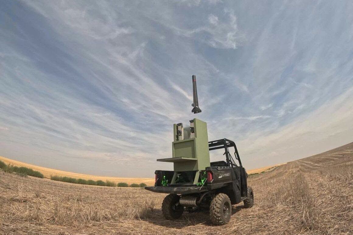 One soldier, two jets, one thumb: Cummings Aerospace fires 3D-printed Hellhounds from a Buggy