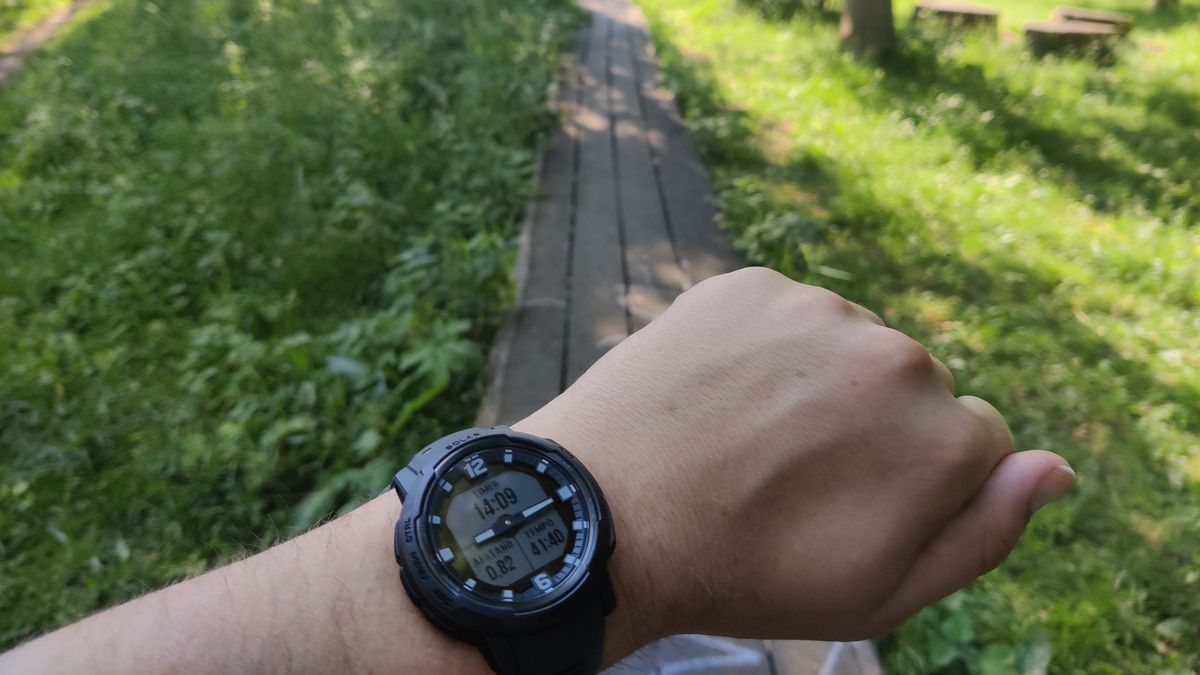 Ik Droeg De Garmin Instinct Crossover Op Een Festival En Kan Niet Meer 