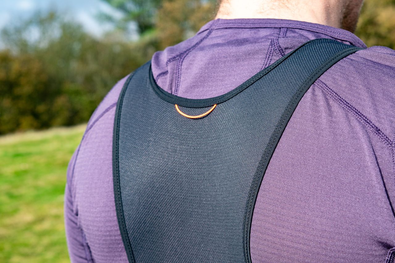 A man wearing a pair of POC Cargo bibtights