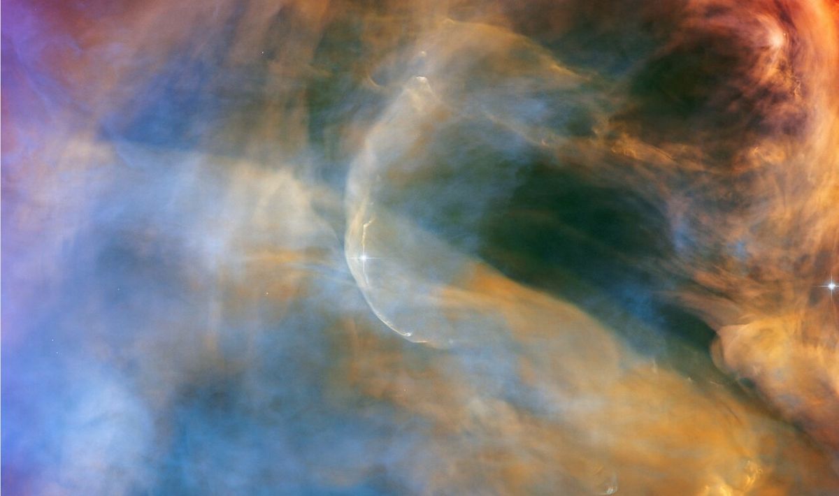 Hubble Space Telescope paints stellar outflows in the Orion Nebula - Space.com
