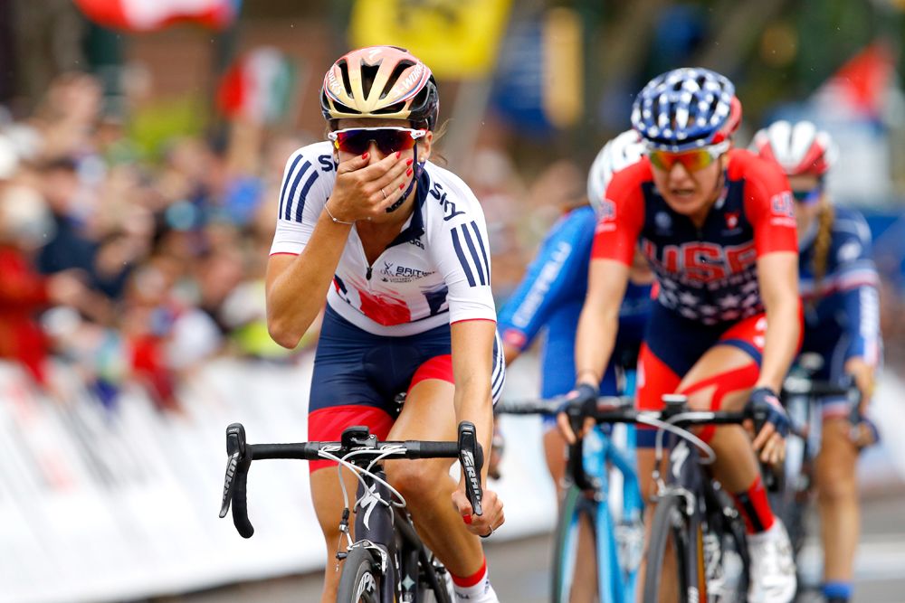 Elizabeth Armitstead (Great Britain) comes to grips with wining the world title