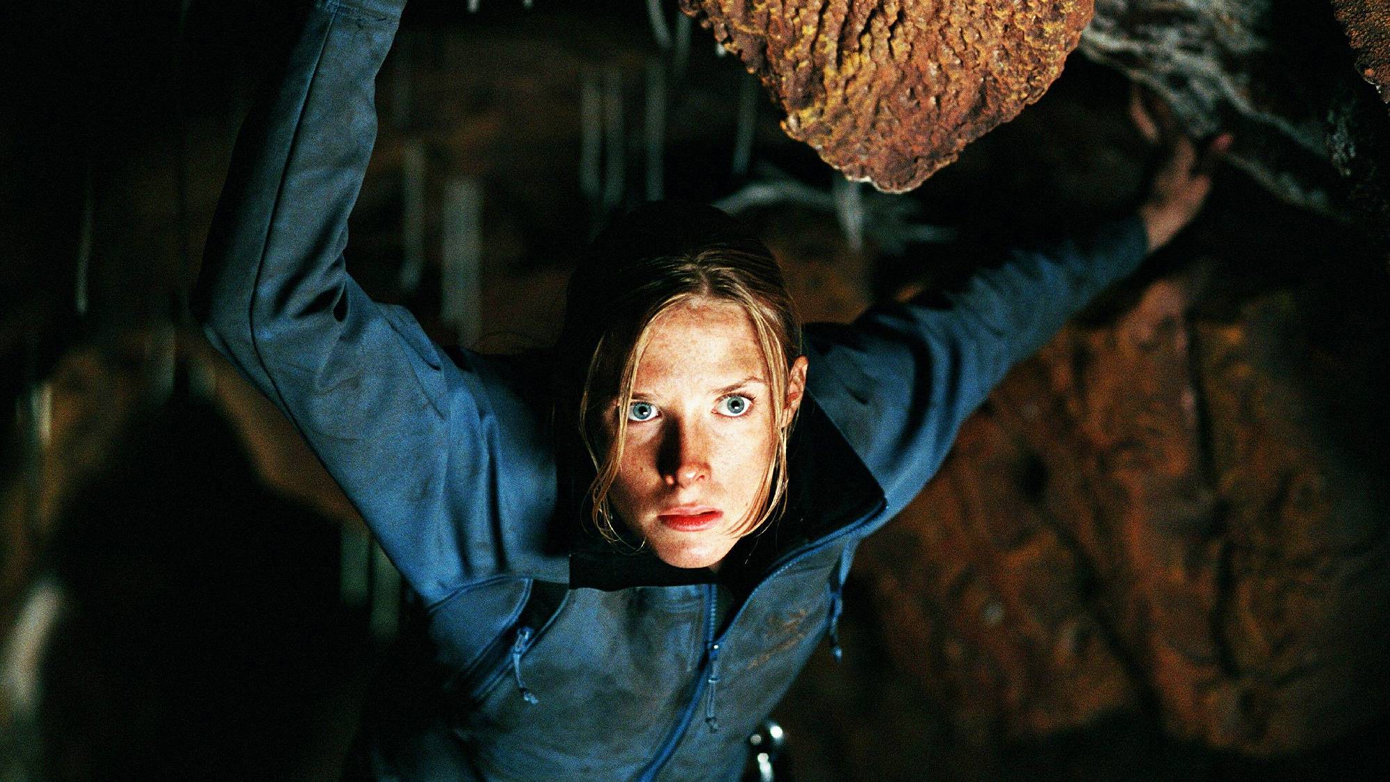 Shauna Macdonald in &quot;The Descent&quot; movie (2005)
