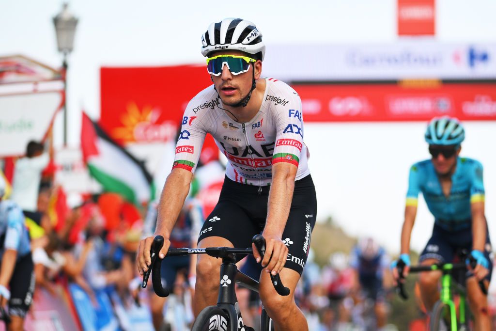 Joao Almeida abandona la Vuelta a España por Covid-19