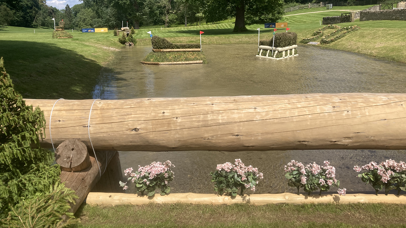 Fence19b