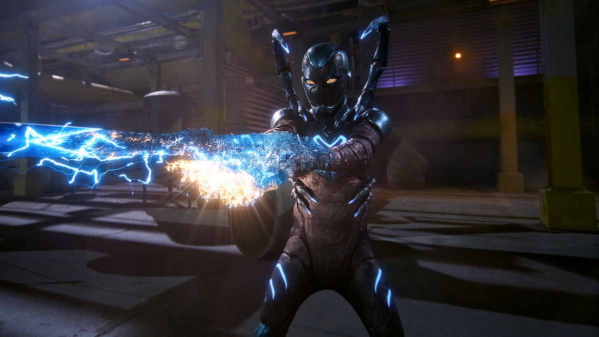 Xolo Maridueña&#039;s Blue Beetle wielding electrified sword