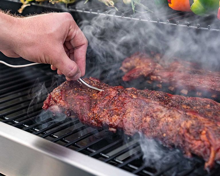How to grill steak on a gas grill for the perfect flavor Livingetc