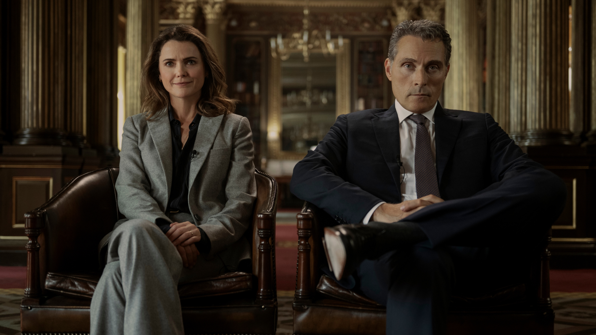 Keri Russell as Kate Wyler, Rufus Sewell as Hal Wyler in episode 305 of The Diplomat.