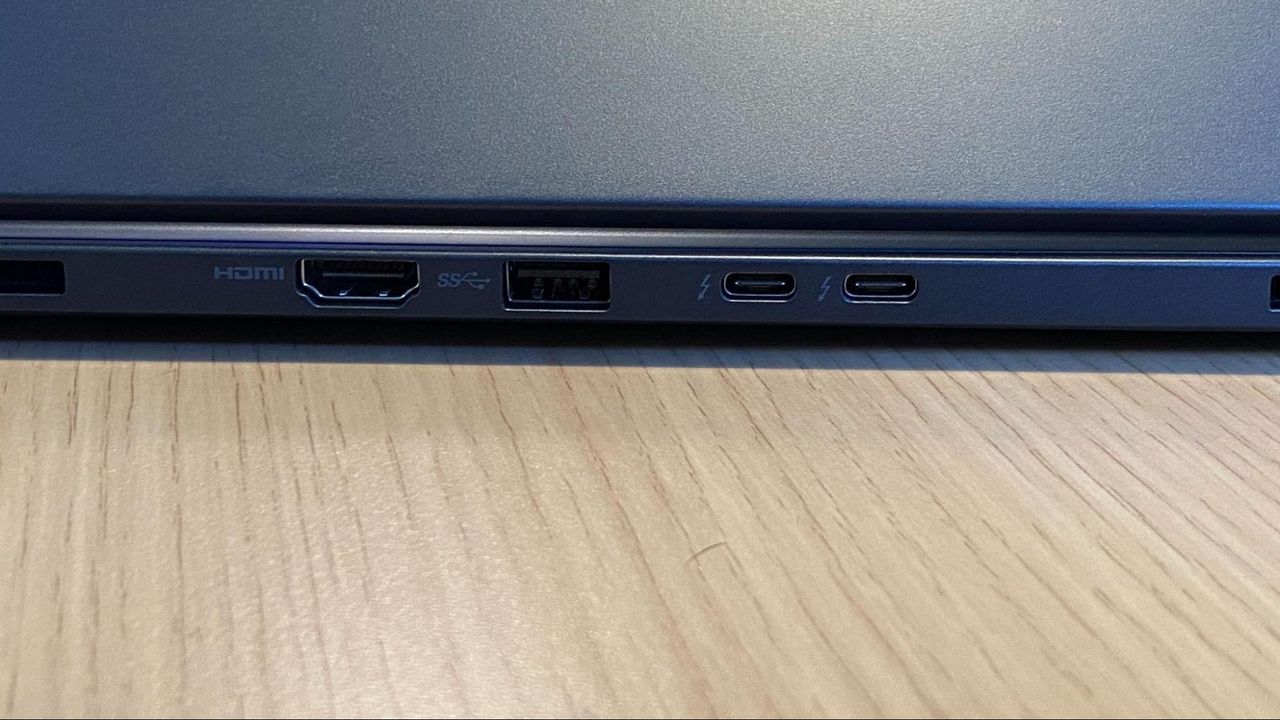 MSI Prestige 16 AI Evo