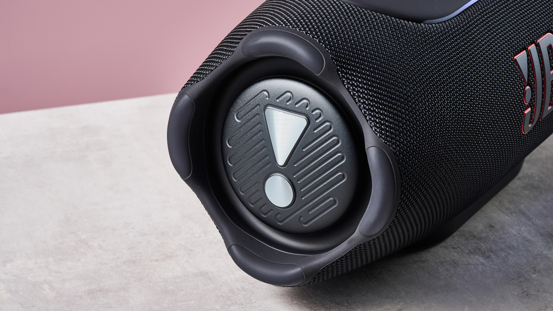 JBL Xtreme 5 side-profile