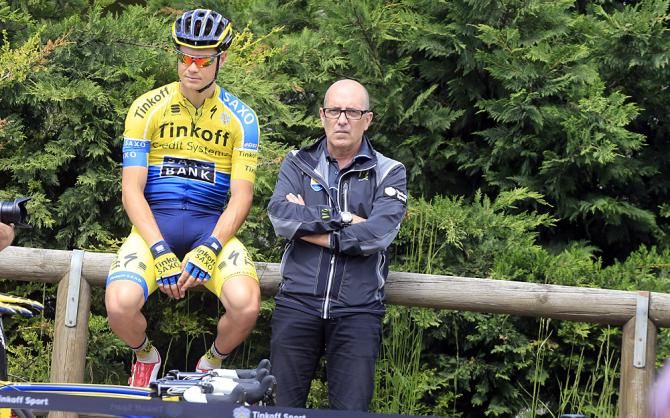 Nicolas Roche (Tinkoff-Saxo) watches the show from afar