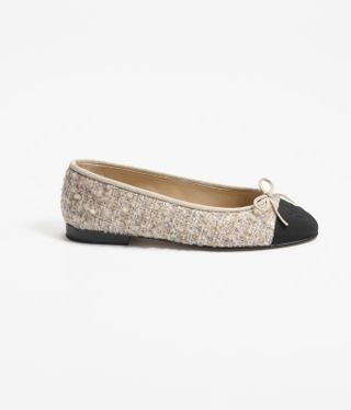 Chanel, Glittered Tweed 
Grosgrain