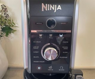 Ninja Creami Deluxe controls