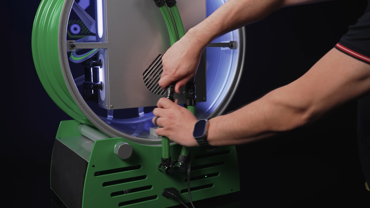 Porsche Wheel PC from JCustom &amp; GeForce Garage