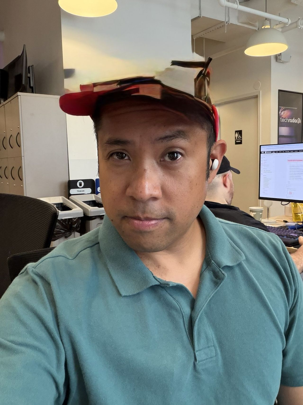 iOS 27 vs iOS 26 Photo Clean Up.