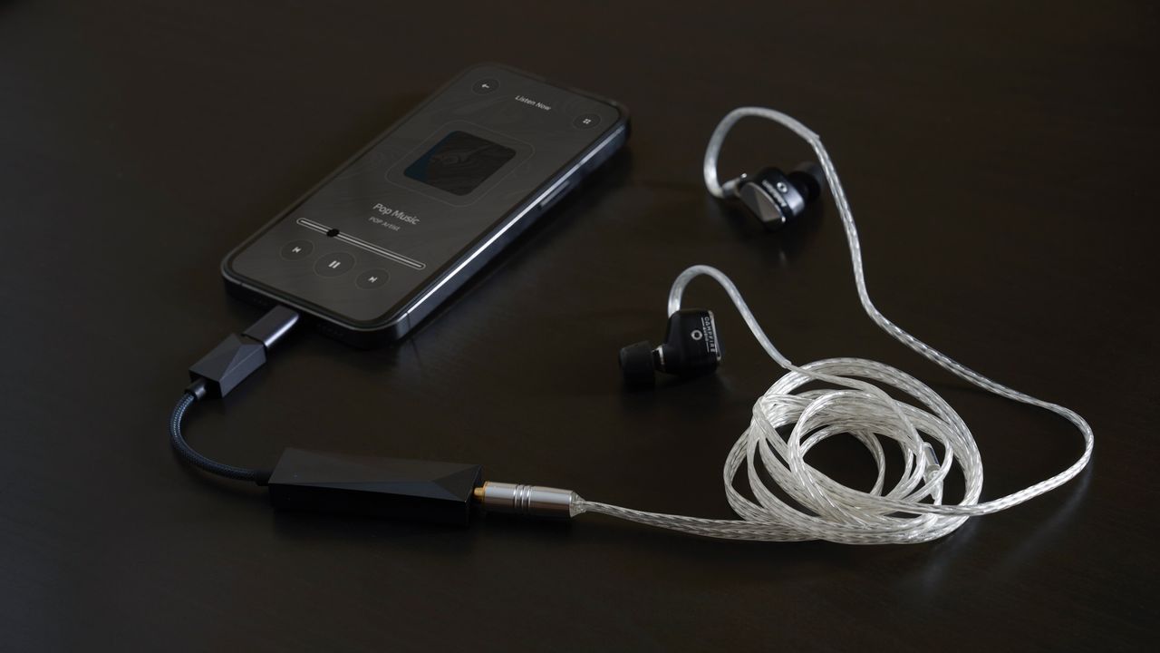 Astell&amp;Kern AK HC3