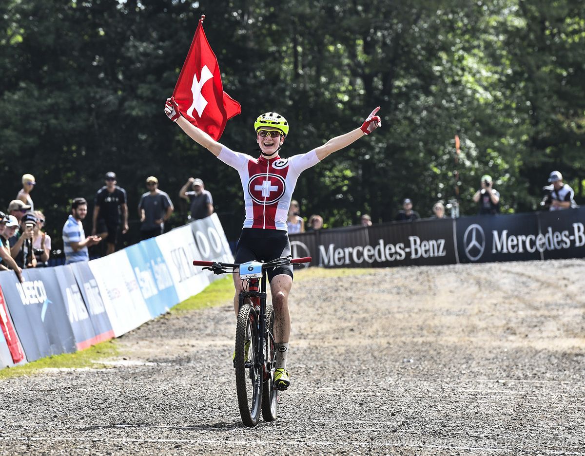 Jacqueline Schneebeli (Switzerland) wins