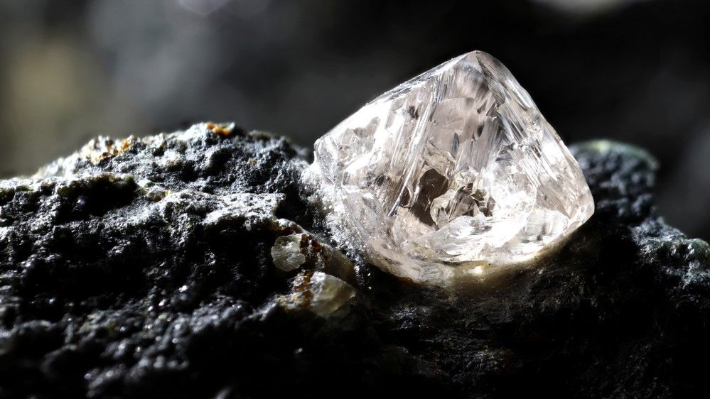 Massive uncut diamond unveiled in New York