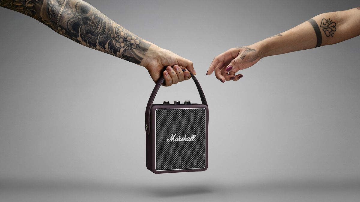 Pick up a last minute gift in the Marshall Holiday Sale – headphones and speakers reduced