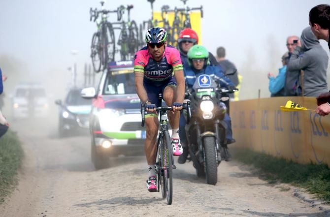 Pippo Pozzato (Lampre Merida) on the pave