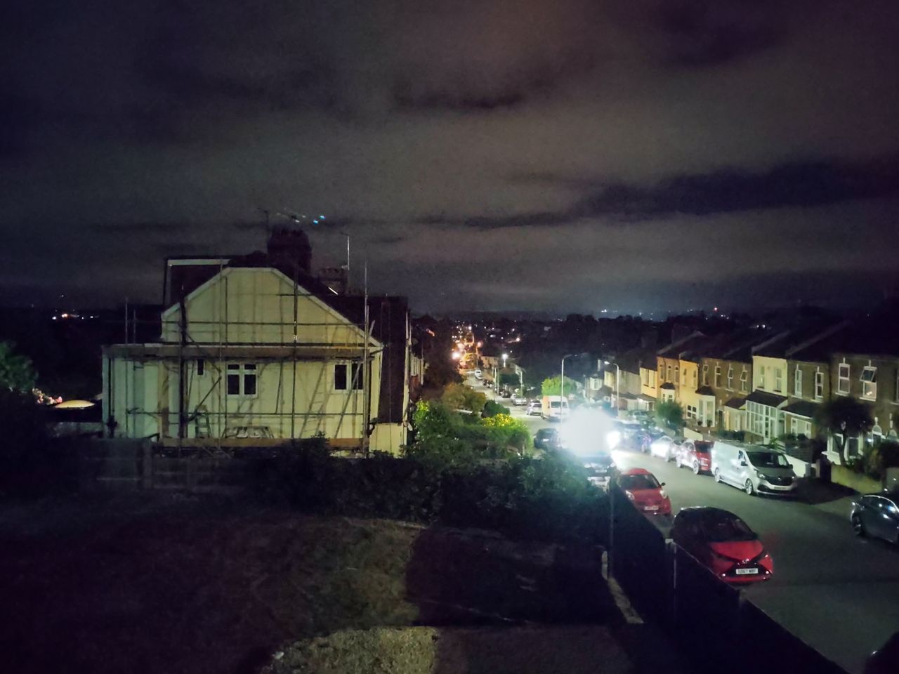 A night shot taken on the Xperia 10 III