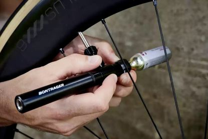 Bontrager Charger Floor Pump - Trek Bikes