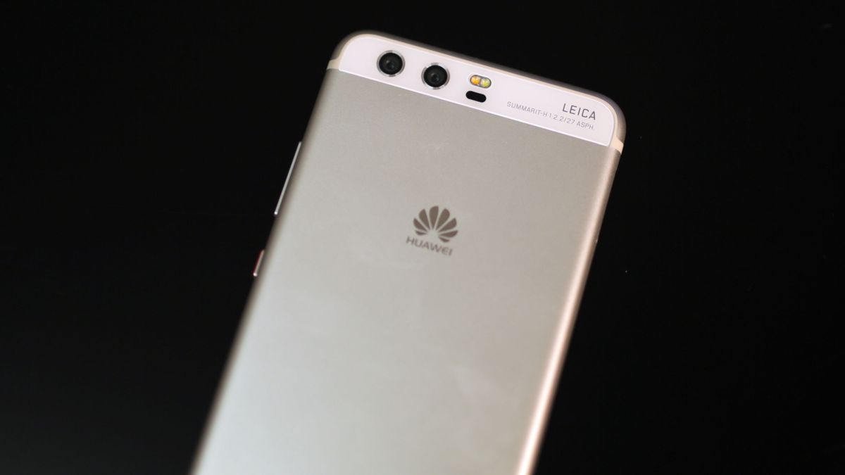 Huawei P20 looks small next to P20 Lite in new photos