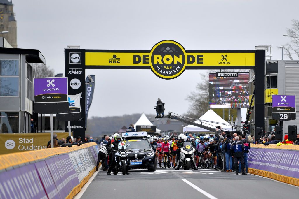 Women at the start of the Tour of Flanders