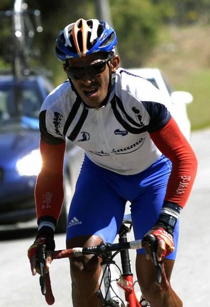 Lizardo Benitez (Guantanamo) on the attack.
