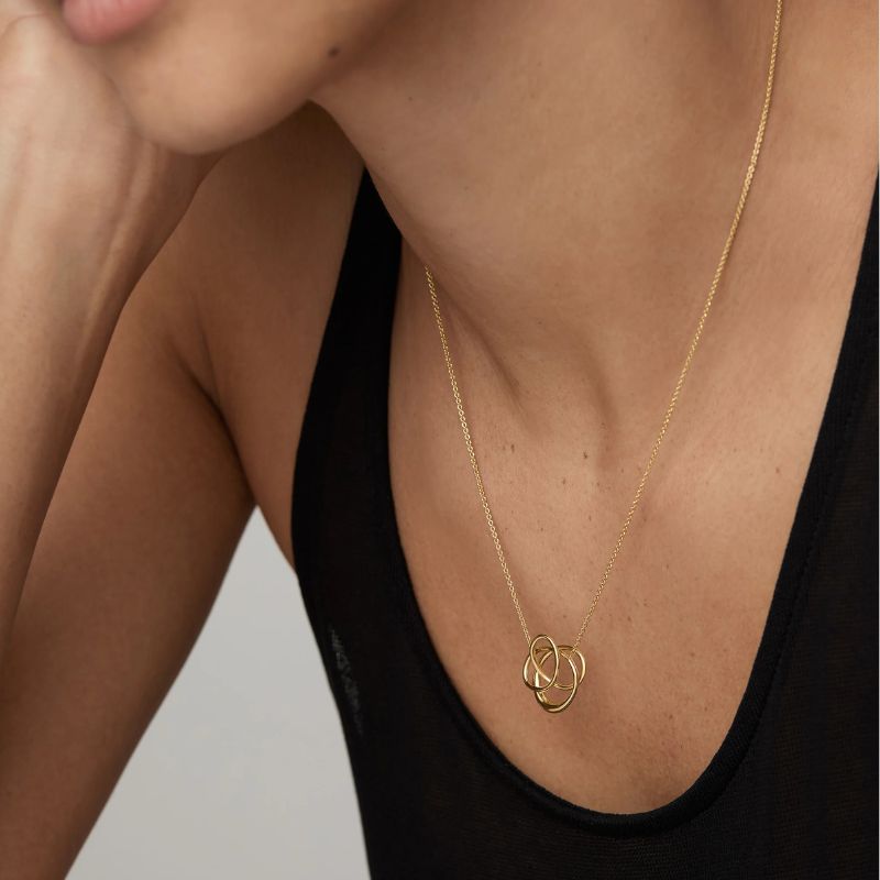 Image of gold necklace