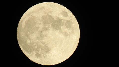 Catch The Full Moon And A Penumbral Eclipse On Monday Live Science