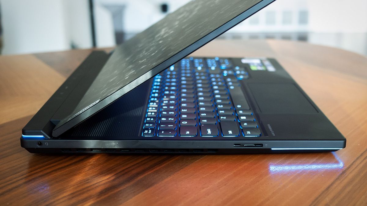 Lenovo Legion 9i Gen 8 Review: The King of 16-inch Gaming Laptops | Tom ...