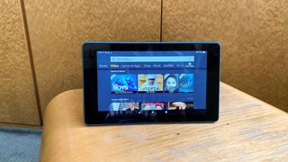 Amazon Fire 7 Review - video screen
