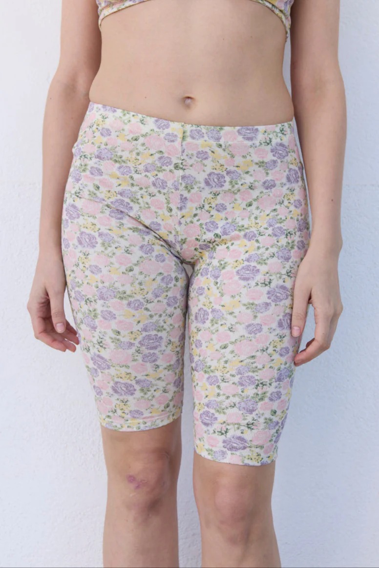 Fruity Booty, Flore Shorts