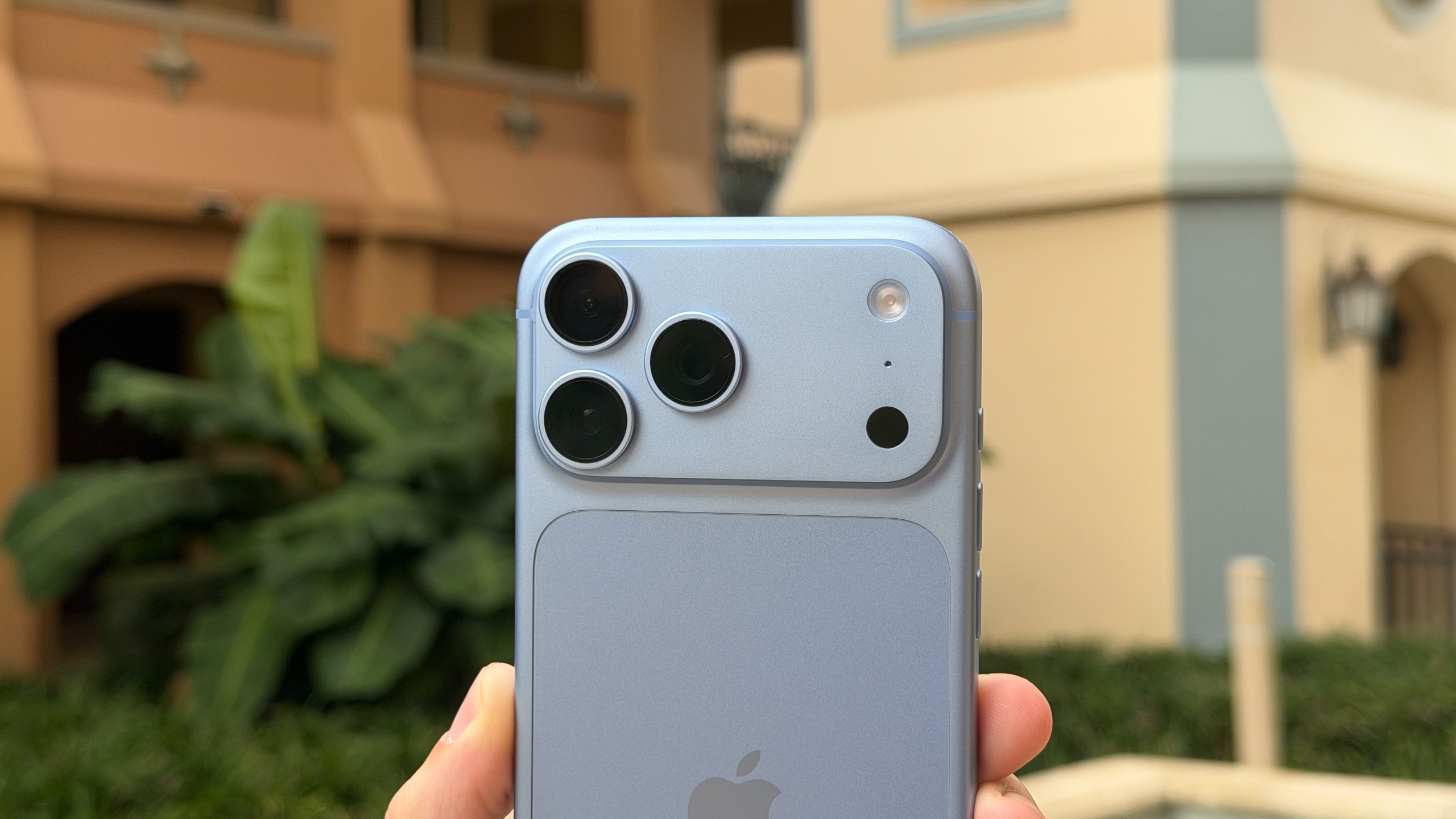 Apple iPhone 18 Pro and iPhone 18 Pro Max Review