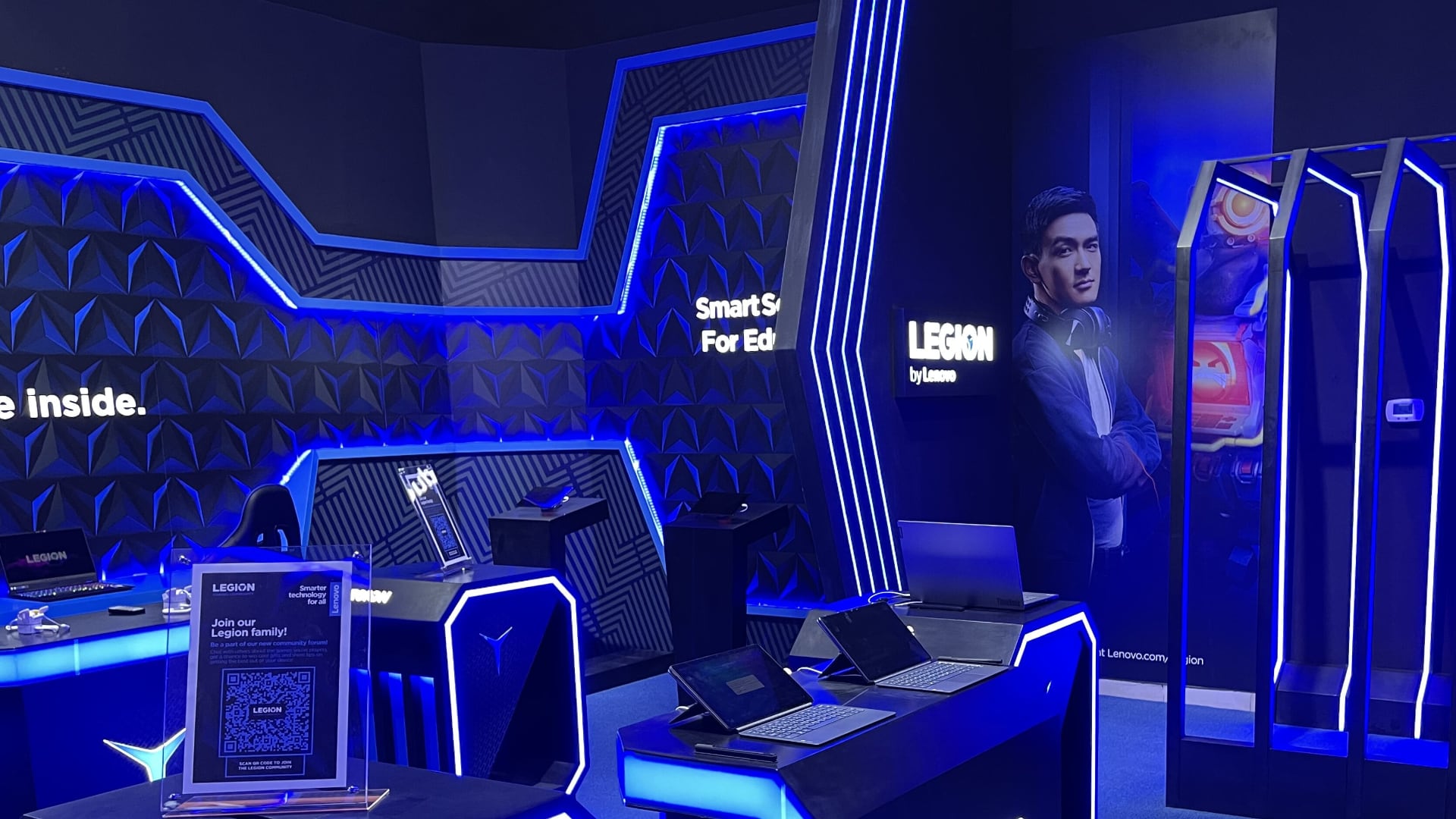 Lenovo eSports program in Dubai