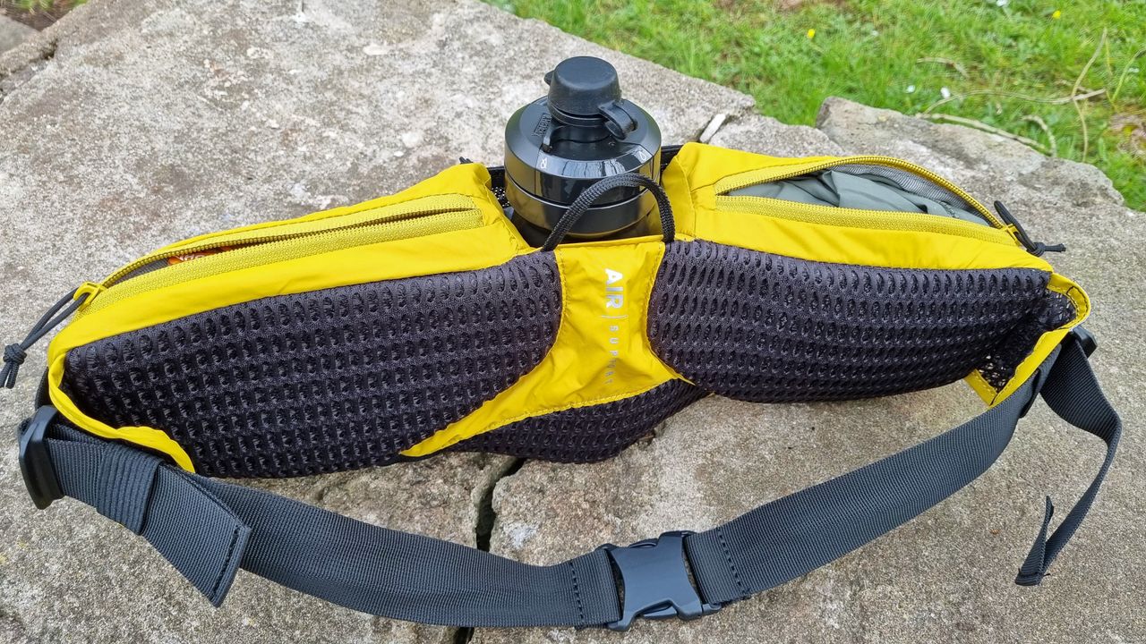 Camelbak Podium Flow 4 belt