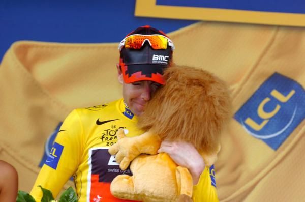 Cadel Evans (BMC) celebrates the yellow jersey.