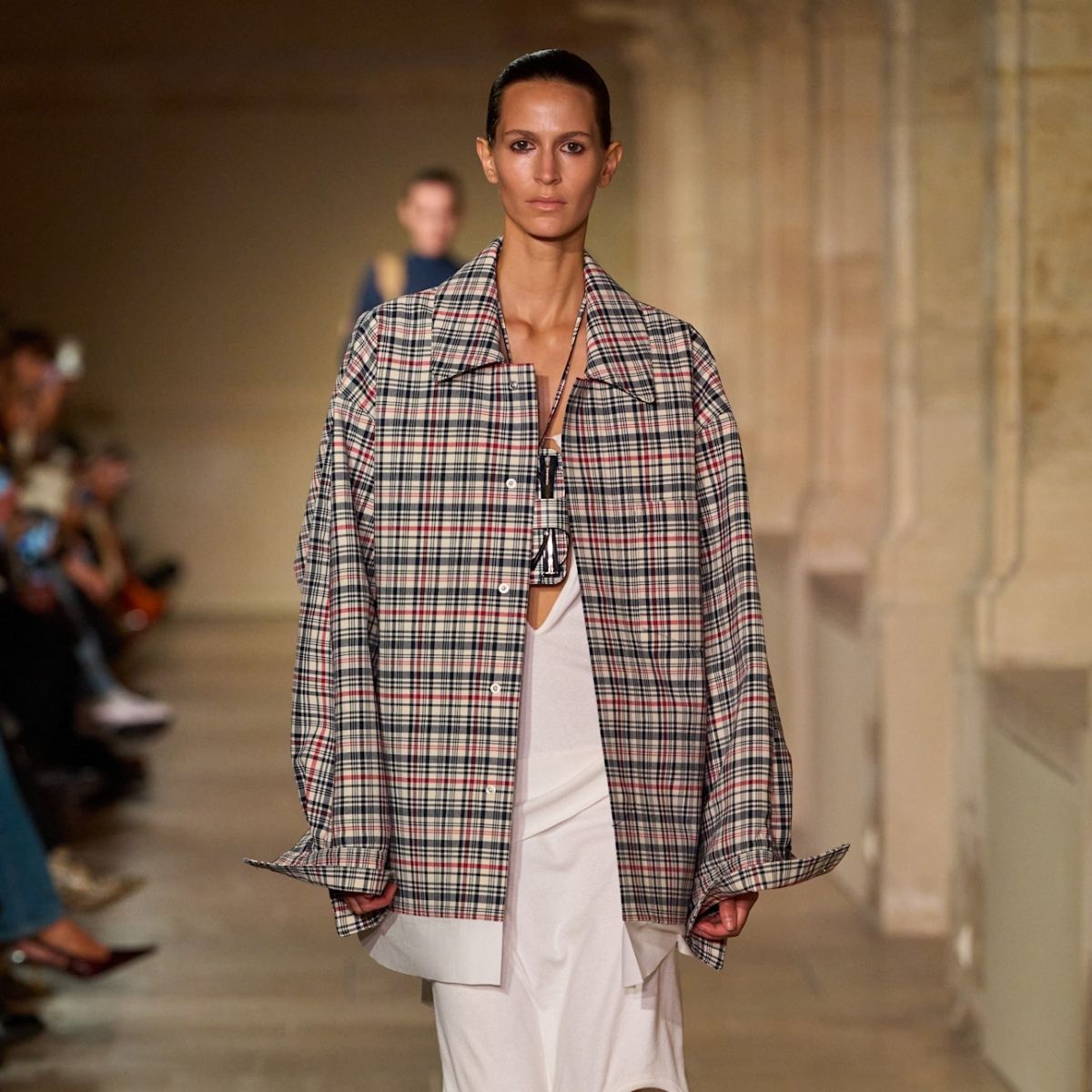 An image of one of the biggest spring jacket trends on the Victoria Beckham spring/summer 2026 runway. 