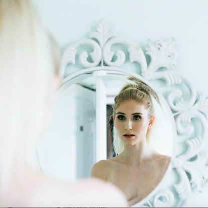 Hair, Face, White, Photograph, Skin, Head, Beauty, Eyebrow, Hairstyle, Headpiece, 