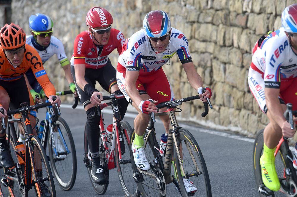 Alexander Kristoff (Katusha) holds firm in the Poggio