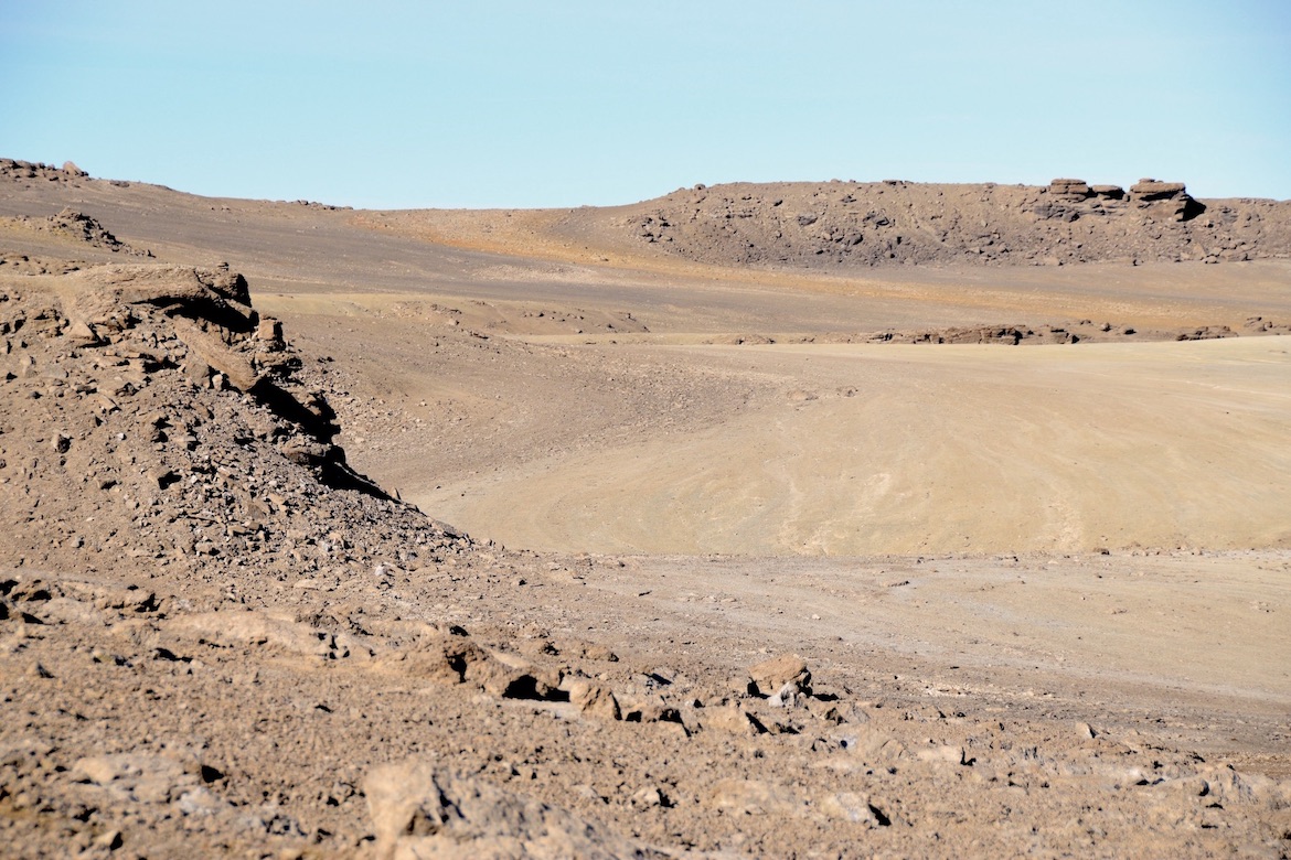 Valleys southwest of the Haughton-Mars Project base.