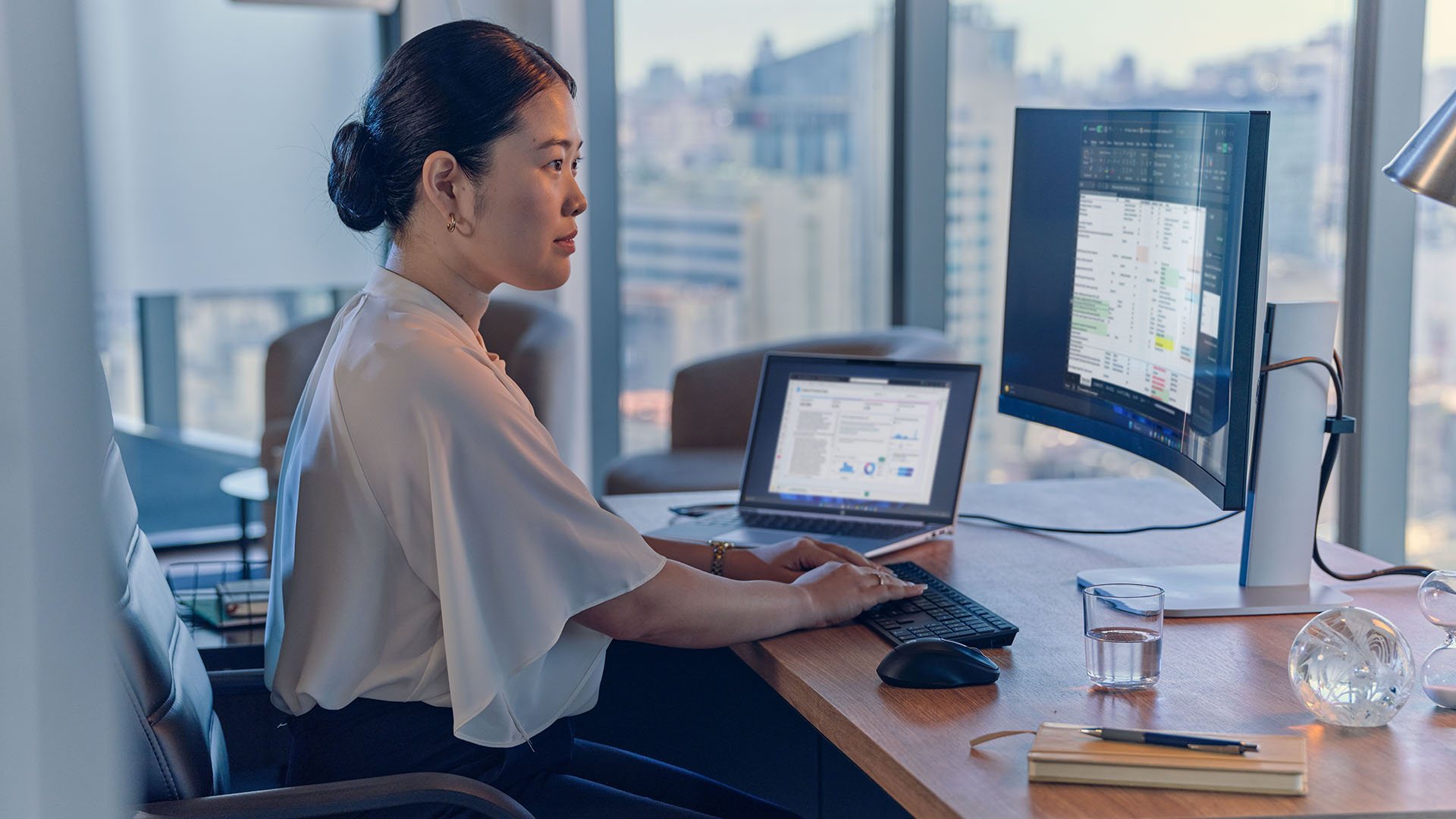 HP EliteBook 8 G1a in the office