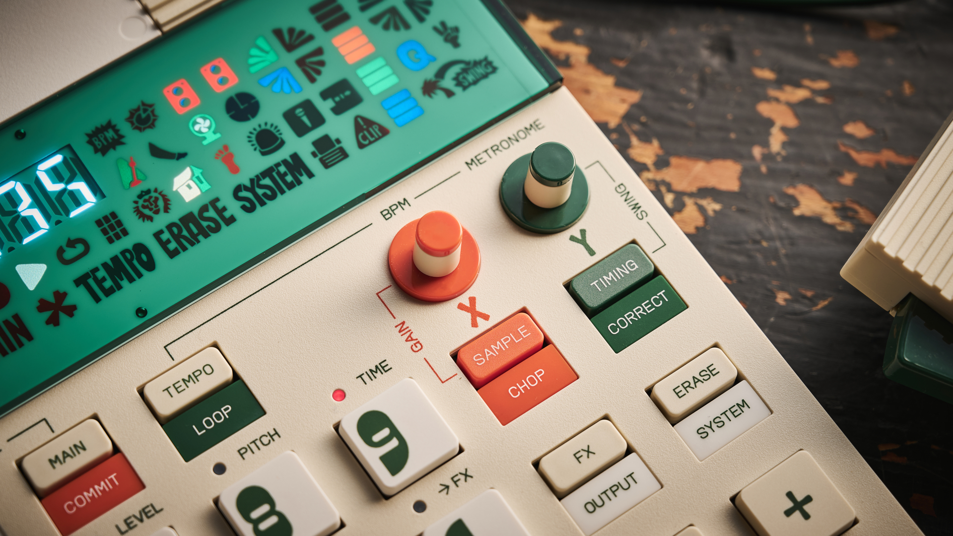 Teenage Engineering EP-40 Riddim and EP-2350 Ting